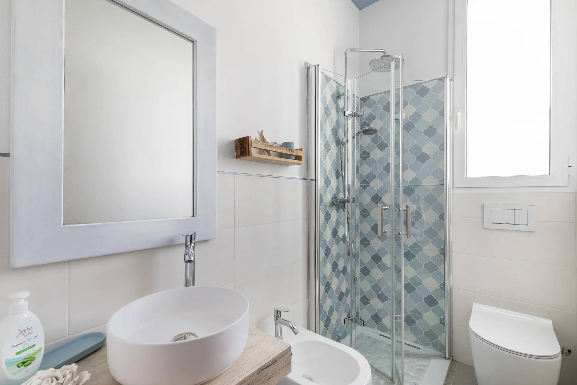 Bagno rinnovato — appartamento vacanze Comacchio